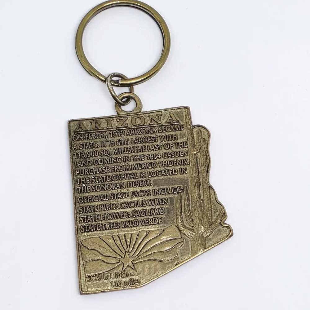 Vintage Arizona AZ State Map Souvenir Brass Metal High Detail Keychain Key Chain